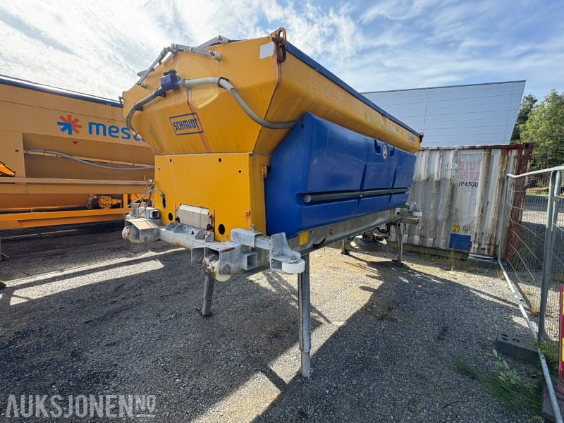 2006 NIDO STRATOS BEFUKNINGSSPREDER B50-36 spreder / befuktningsspreder - Камион: слика 3 2006 NIDO STRATOS BEFUKNINGSSPREDER B50-36 spreder / befuktningsspreder - Камион: слика 3