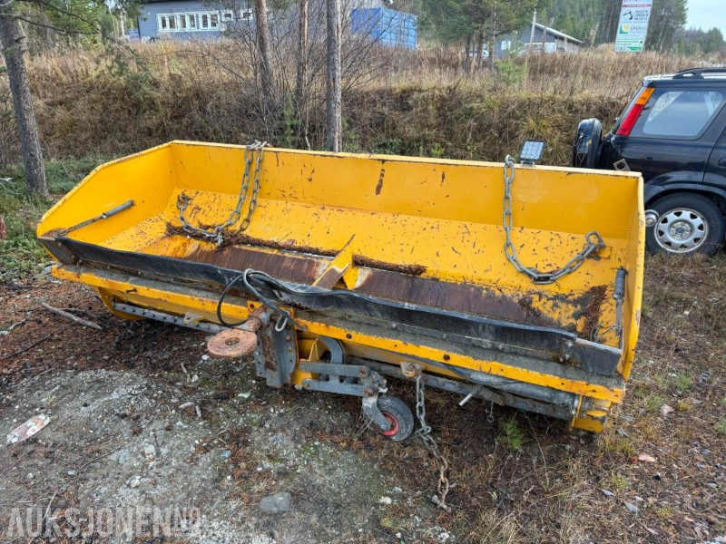 2016 Epoke TKB12-280 sand-/saltspreder – tilhengerutførelse - Камион: слика 1 2016 Epoke TKB12-280 sand-/saltspreder – tilhengerutførelse - Камион: слика 1