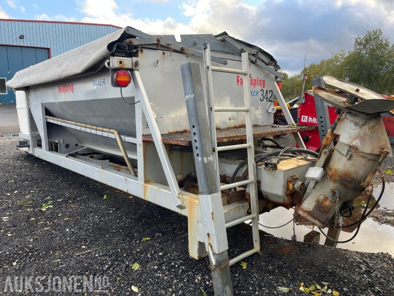 Falkøping Mixer Krokløft strøer - Камион: слика 1 Falkøping Mixer Krokløft strøer - Камион: слика 1