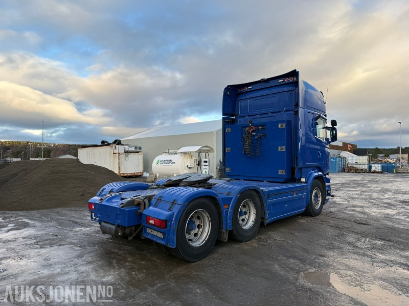 2015 Scania R-serie 6x4 Påkostet - Brøyterigget - Tipphydraulikk - Sprederhydraulikk - 675 643km - Камион влекач: слика 5 2015 Scania R-serie 6x4 Påkostet - Brøyterigget - Tipphydraulikk - Sprederhydraulikk - 675 643km - Камион влекач: слика 5
