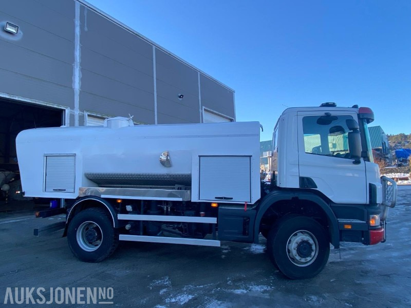 2000 Scania P-serie - Spylebil - Nyrestaurert - 4x4 - Комунално/ Специјално возило: слика 4 2000 Scania P-serie - Spylebil - Nyrestaurert - 4x4 - Комунално/ Специјално возило: слика 4