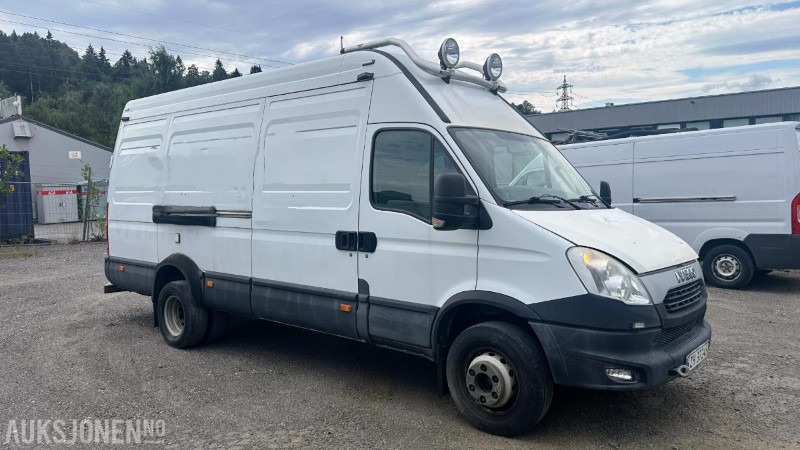 2013 Iveco Daily 3.0 170hk Spylebil | Komplett høytrykksrigg | Innredning | Lav km. - Комунално/ Специјално возило: слика 3 2013 Iveco Daily 3.0 170hk Spylebil | Komplett høytrykksrigg | Innredning | Lav km. - Комунално/ Специјално возило: слика 3