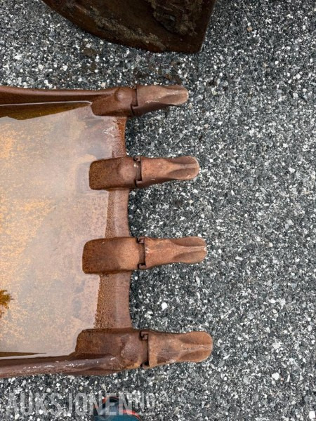 MI tannskuffe s50 - Багер: слика 2 MI tannskuffe s50 - Багер: слика 2