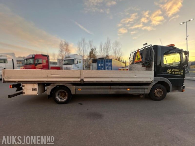Mercedes-Benz Atego 818/42 – 2005-modell – 7,5 tonn planbil – Kjørbar, men EU utløpt - Камион со платформа: слика 4 Mercedes-Benz Atego 818/42 – 2005-modell – 7,5 tonn planbil – Kjørbar, men EU utløpt - Камион со платформа: слика 4