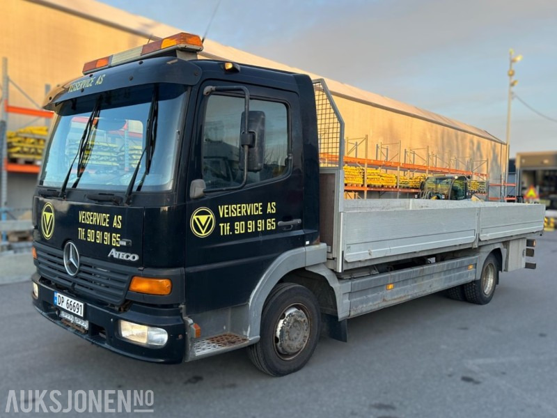Mercedes-Benz Atego 818/42 – 2005-modell – 7,5 tonn planbil – Kjørbar, men EU utløpt - Камион со платформа: слика 1 Mercedes-Benz Atego 818/42 – 2005-modell – 7,5 tonn planbil – Kjørbar, men EU utløpt - Камион со платформа: слика 1