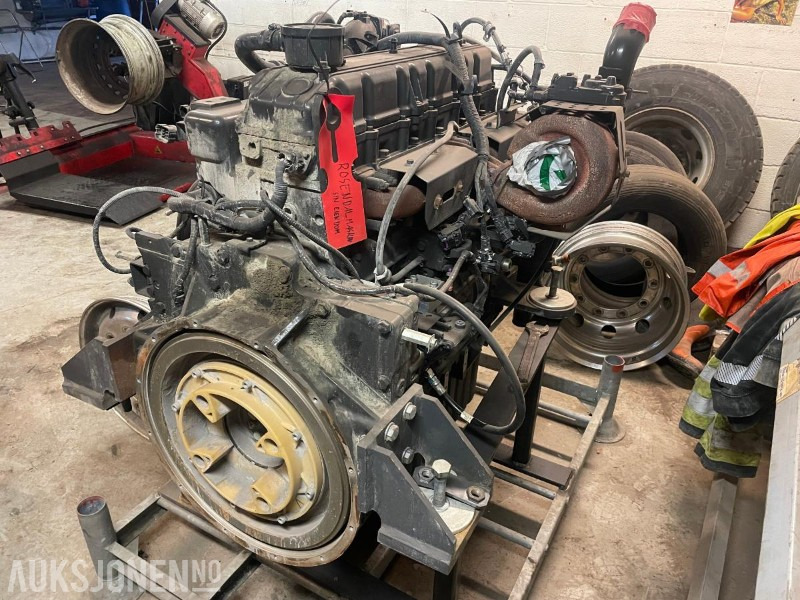 Motor til Doosan Lc350-7 - Багер: слика 2 Motor til Doosan Lc350-7 - Багер: слика 2