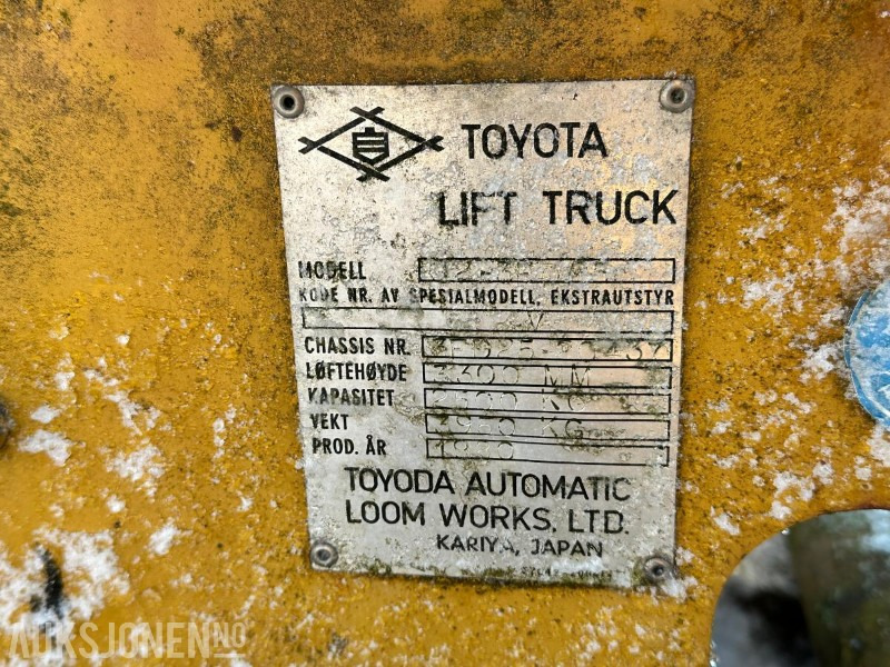 Опрема за ракување со материјали 1980 Toyota T2-3F Gaffeltruck - 1,95 tonn, 3000 mm løft, 6886 timer: слика 12