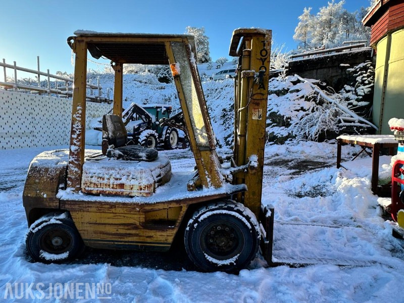 Опрема за ракување со материјали 1980 Toyota T2-3F Gaffeltruck - 1,95 tonn, 3000 mm løft, 6886 timer: слика 6