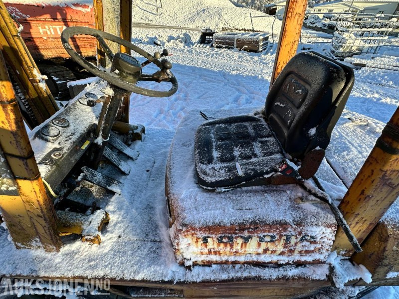 Опрема за ракување со материјали 1980 Toyota T2-3F Gaffeltruck - 1,95 tonn, 3000 mm løft, 6886 timer: слика 13