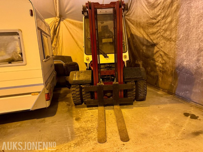 1990 Toyota 5FD40 - Truck - Timer: 9376 - Опрема за ракување со материјали: слика 5 1990 Toyota 5FD40 - Truck - Timer: 9376 - Опрема за ракување со материјали: слика 5