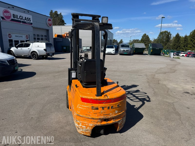 2002 Still R50-15 Elektrisk gaffeltruck - motvektstruck - Опрема за ракување со материјали: слика 4 2002 Still R50-15 Elektrisk gaffeltruck - motvektstruck - Опрема за ракување со материјали: слика 4