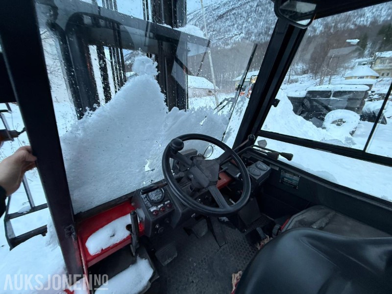 Опрема за ракување со материјали 2003 Nissan VF05H70U Motvektstruck - 7 Tonn løftevekt - Nye batteri - 9578T: слика 7