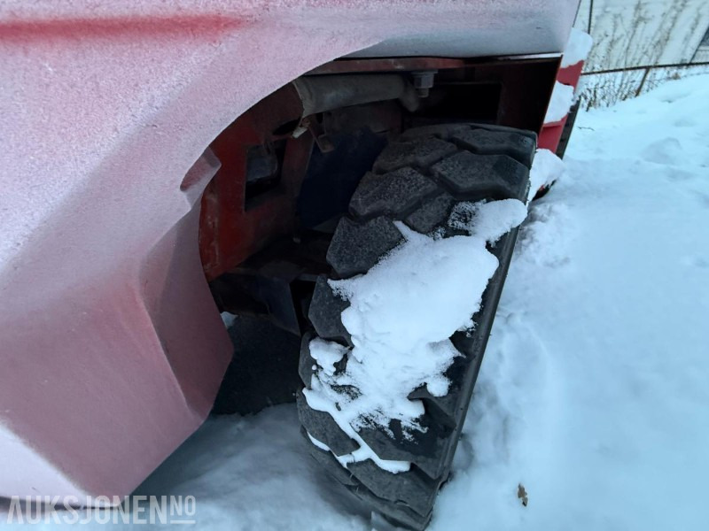 Опрема за ракување со материјали 2003 Nissan VF05H70U Motvektstruck - 7 Tonn løftevekt - Nye batteri - 9578T: слика 19