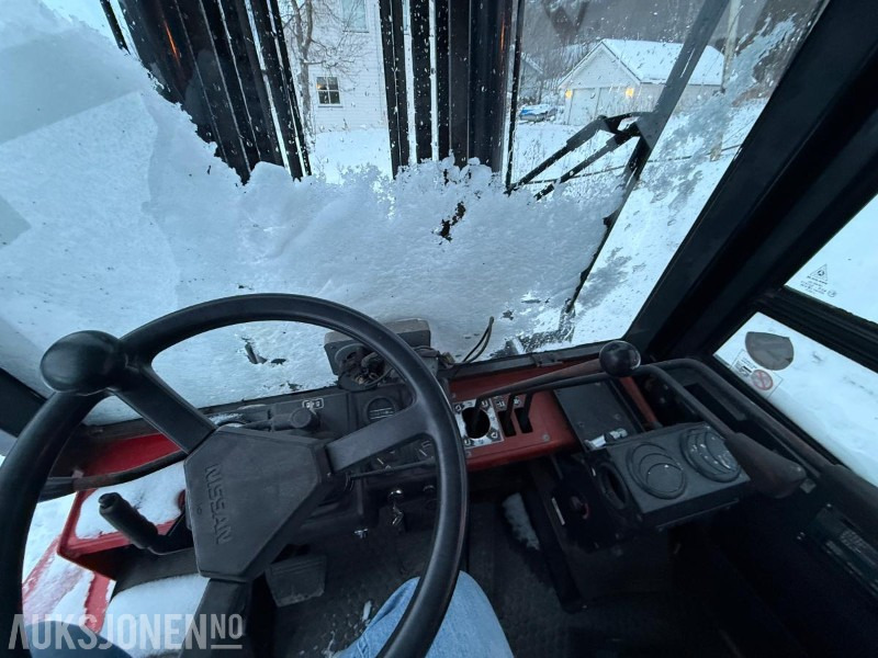 Опрема за ракување со материјали 2003 Nissan VF05H70U Motvektstruck - 7 Tonn løftevekt - Nye batteri - 9578T: слика 8