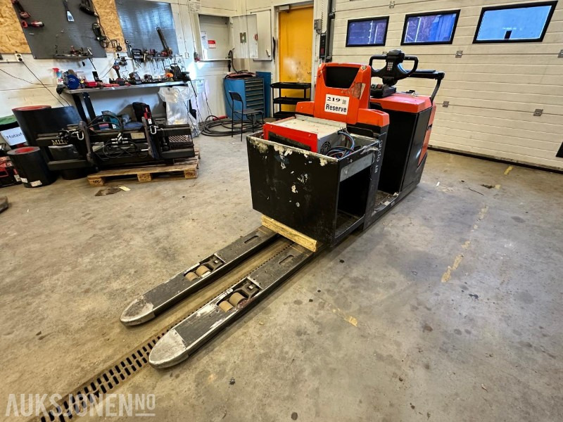 2014 BT Optio OSE250 Plukktruck, 2.5 tonn - Опрема за ракување со материјали: слика 1 2014 BT Optio OSE250 Plukktruck, 2.5 tonn - Опрема за ракување со материјали: слика 1