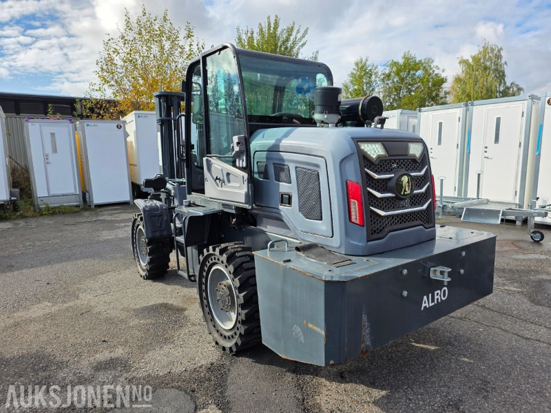 2023 RUN TX Dieseltruck kun 104 timer 4x4 - Опрема за ракување со материјали: слика 5 2023 RUN TX Dieseltruck kun 104 timer 4x4 - Опрема за ракување со материјали: слика 5