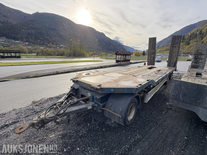 2007 Damm 3-akslet maskinhenger - EU godkjent til 28.05.2026 - Приколка: слика 1 2007 Damm 3-akslet maskinhenger - EU godkjent til 28.05.2026 - Приколка: слика 1