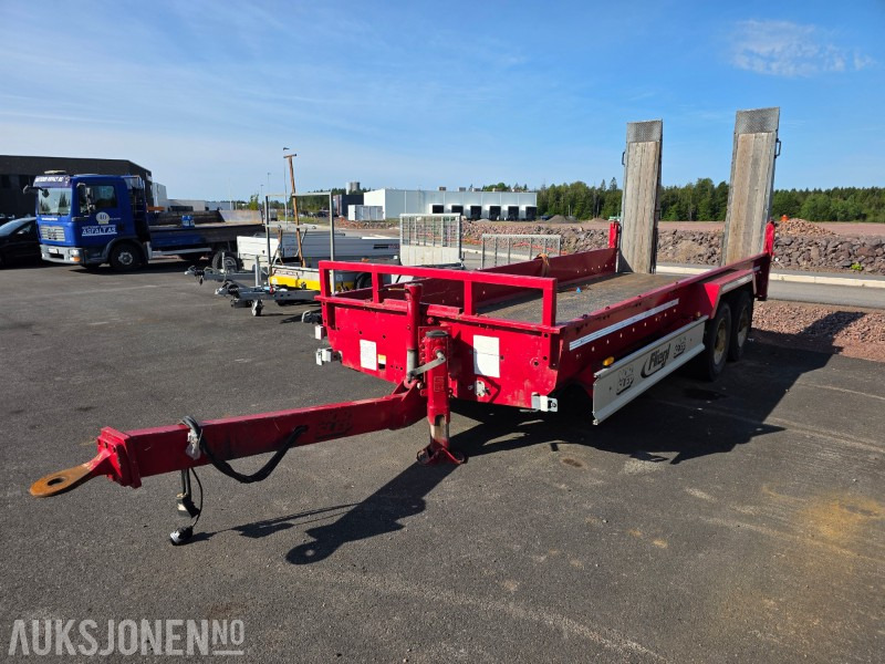 2014 - FLIEGL FAHRZEUGBAU TTS 100 Maskinhenger - 2 akslet - Приколка: слика 1 2014 - FLIEGL FAHRZEUGBAU TTS 100 Maskinhenger - 2 akslet - Приколка: слика 1