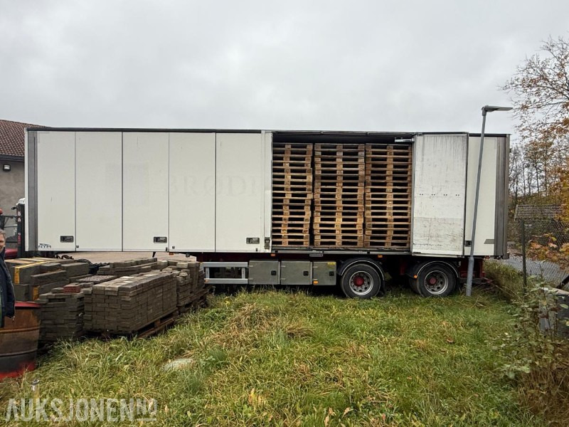 NTM lukket skaptralle m/full sideåpning og truckfester - 28 paller. - Приколка: слика 4 NTM lukket skaptralle m/full sideåpning og truckfester - 28 paller. - Приколка: слика 4