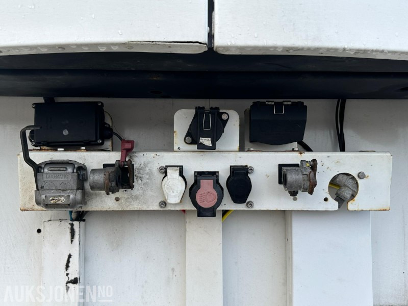 Schmitz Cargobull SKO 24/L – Dobbel kjøler – 2016 – EU til 07/2026 – Klar for bruk! - Полуприколка ладилник: слика 5 Schmitz Cargobull SKO 24/L – Dobbel kjøler – 2016 – EU til 07/2026 – Klar for bruk! - Полуприколка ладилник: слика 5