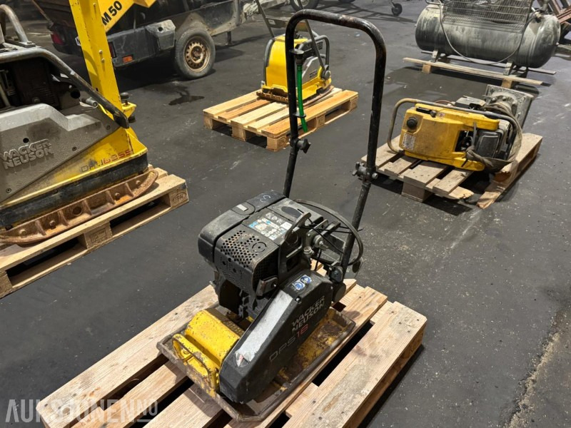 Wacker Neuson DPS18 vibroplate - Ваљак: слика 1 Wacker Neuson DPS18 vibroplate - Ваљак: слика 1