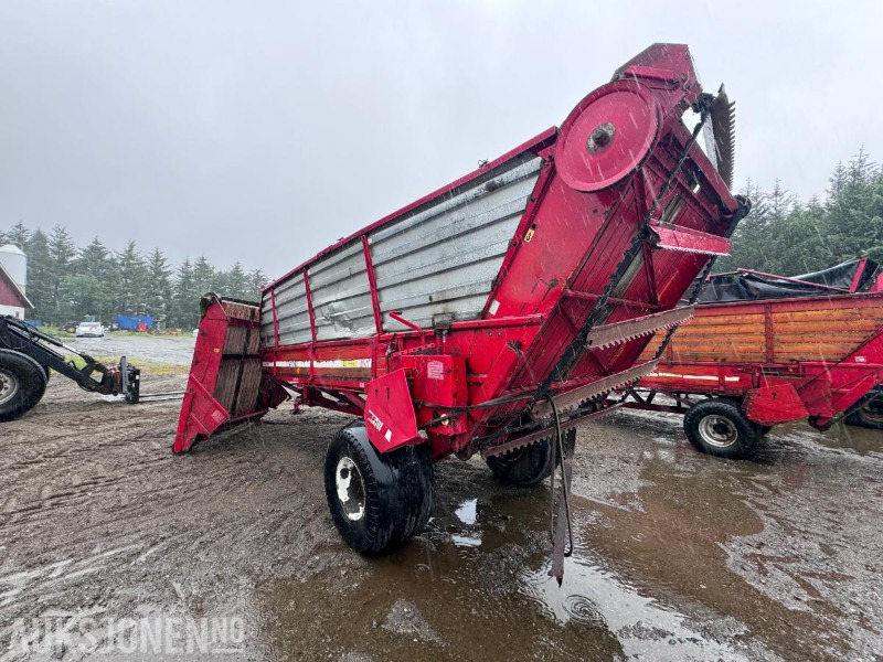 1995 JF AV-4000 - Avlesservogn - Земјоделска машина: слика 4 1995 JF AV-4000 - Avlesservogn - Земјоделска машина: слика 4