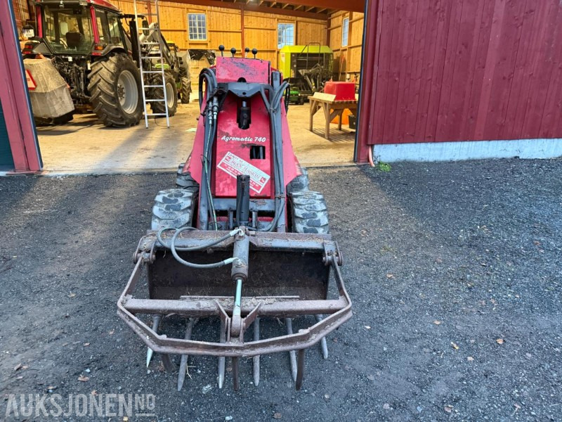 1999 Agromatic 740 Minilaster m/Silograbb/krokodille - Земјоделска машина: слика 2 1999 Agromatic 740 Minilaster m/Silograbb/krokodille - Земјоделска машина: слика 2