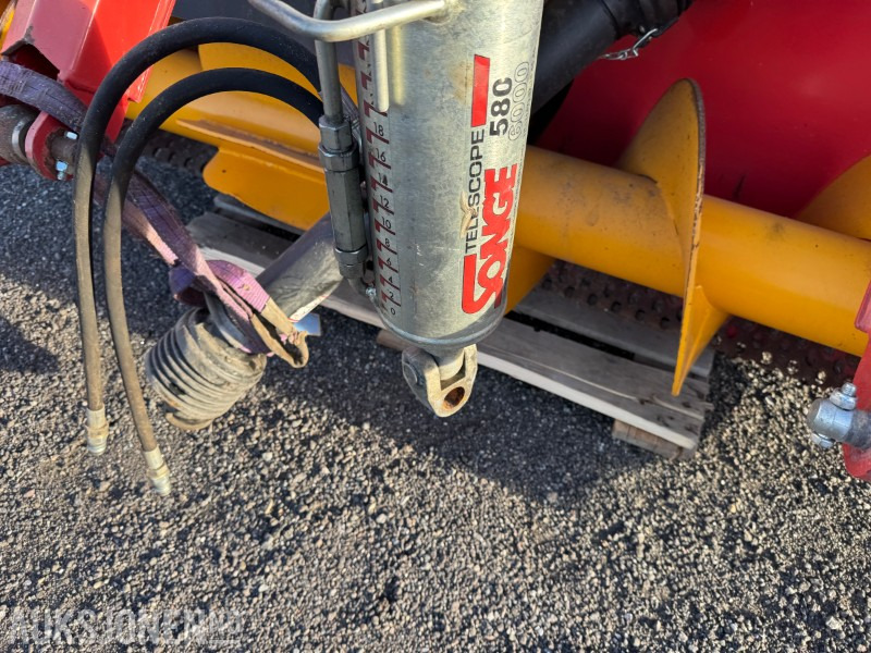 Земјоделска машина 2017 Duun TF255 Totrinns snøfres / Hydraulisk tut / PTO-drift: слика 15 Земјоделска машина 2017 Duun TF255 Totrinns snøfres / Hydraulisk tut / PTO-drift: слика 15