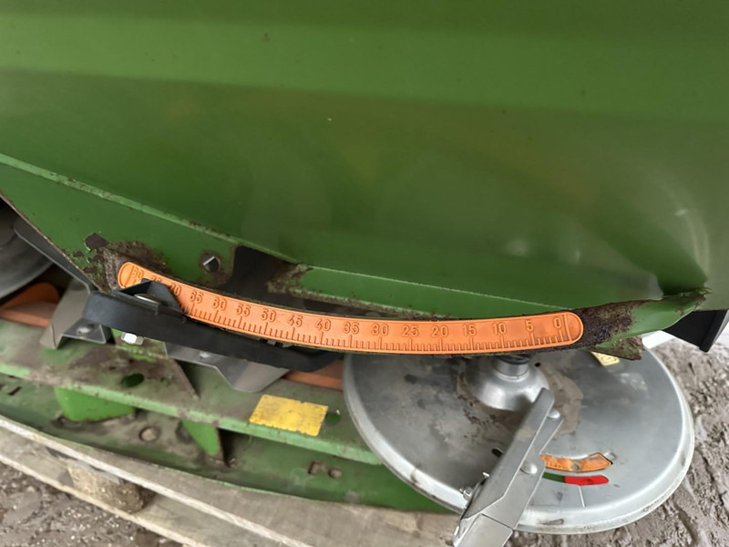 Распрскувач на вештачко ѓубриво Amazone S500 ZA-M MaxiS 1500 | Limiter: слика 6 Распрскувач на вештачко ѓубриво Amazone S500 ZA-M MaxiS 1500 | Limiter: слика 6