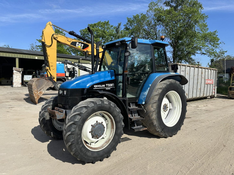 New Holland TS 90 - Трактор: слика 2 New Holland TS 90 - Трактор: слика 2