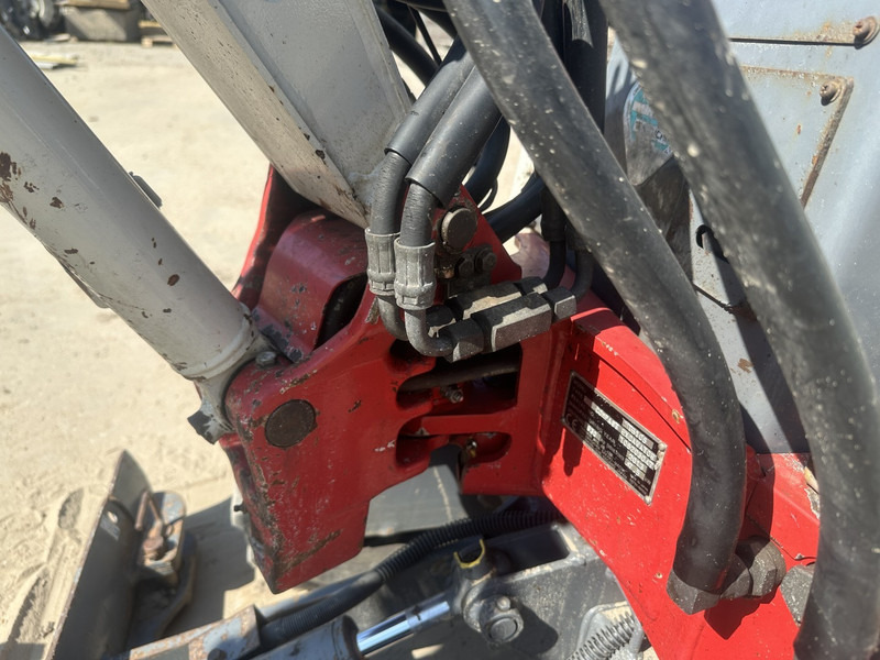 Мини багер Takeuchi TB 108 3 buckets: слика 20