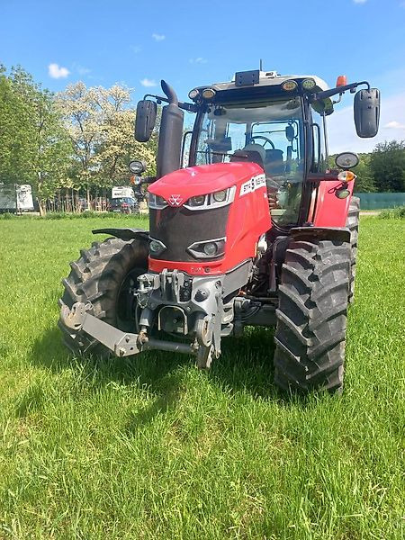 Massey Ferguson MF 6714 S Dyna-VT - Трактор: слика 2 Massey Ferguson MF 6714 S Dyna-VT - Трактор: слика 2