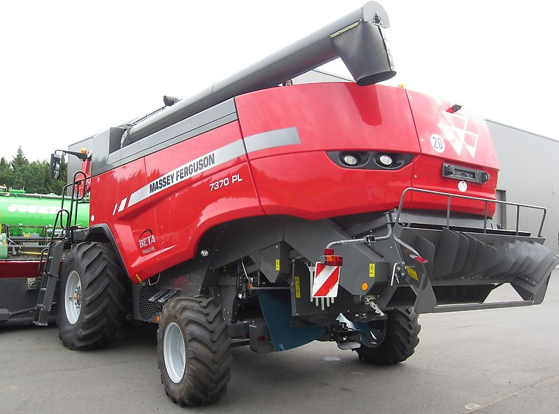 Massey Ferguson MF 7370 PL - Комбајн: слика 3 Massey Ferguson MF 7370 PL - Комбајн: слика 3