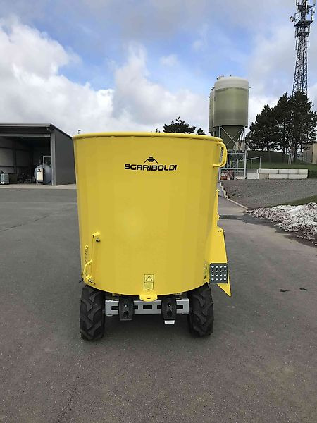 Sgariboldi Koala 2,5 - Вагон за мешање сточна храна: слика 2 Sgariboldi Koala 2,5 - Вагон за мешање сточна храна: слика 2