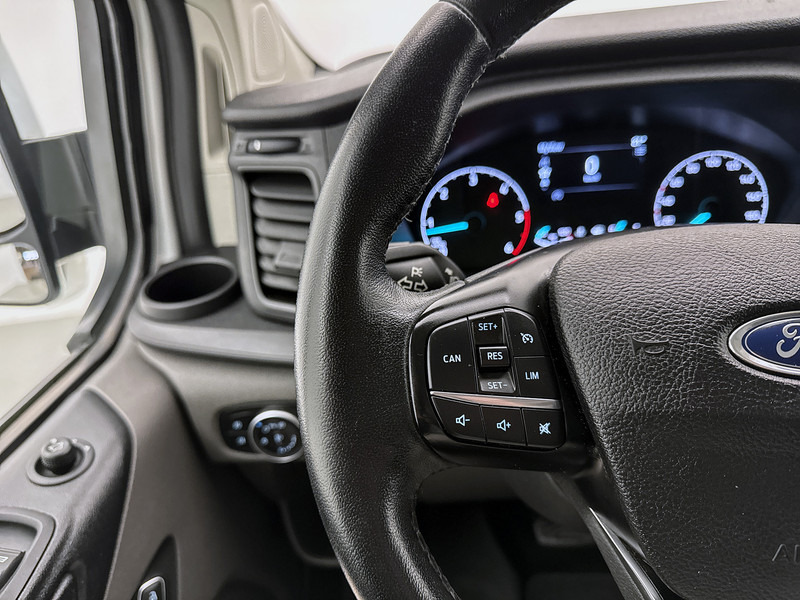 Ford Transit Custom 300 2.0 TDCI L2H1 Automaat Navigatie Achteruitrijcamera Imperiaal Treeplanken - Мало комбе: слика 5 Ford Transit Custom 300 2.0 TDCI L2H1 Automaat Navigatie Achteruitrijcamera Imperiaal Treeplanken - Мало комбе: слика 5