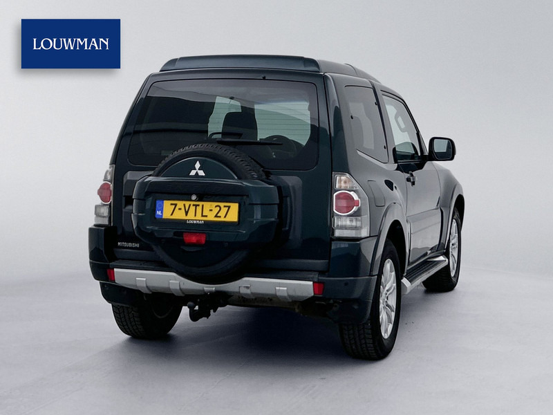 Mitsubishi Pajero 3.2 DI-D Instyle High Roof Van Grijs kenteken Automaat Climate control Trekhaak 3000KG - Комбе: слика 2 Mitsubishi Pajero 3.2 DI-D Instyle High Roof Van Grijs kenteken Automaat Climate control Trekhaak 3000KG - Комбе: слика 2