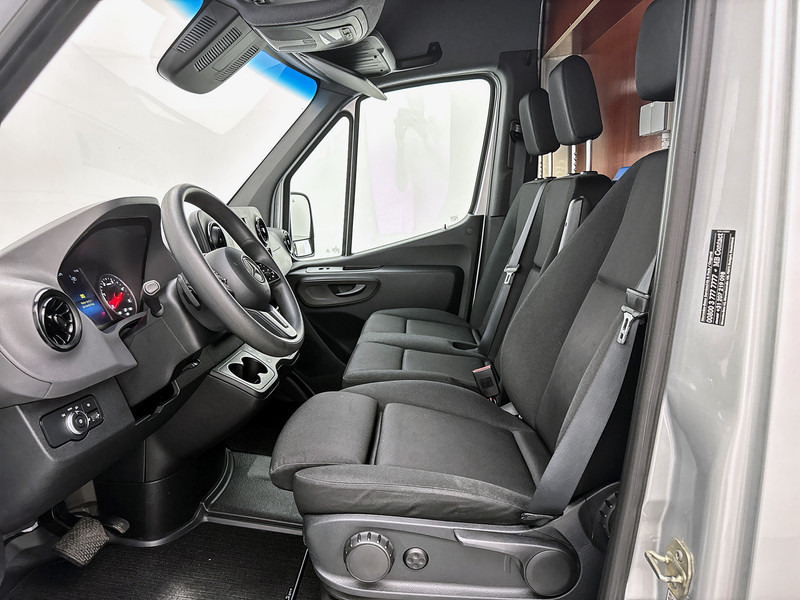 Mercedes-Benz Sprinter 316 2.2 CDI L3H2 Luifel Inrichting Crosscamper Oprijplaat Achteruitrijcamera 164pk Cruise Control - Товарно комбе: слика 5 Mercedes-Benz Sprinter 316 2.2 CDI L3H2 Luifel Inrichting Crosscamper Oprijplaat Achteruitrijcamera 164pk Cruise Control - Товарно комбе: слика 5