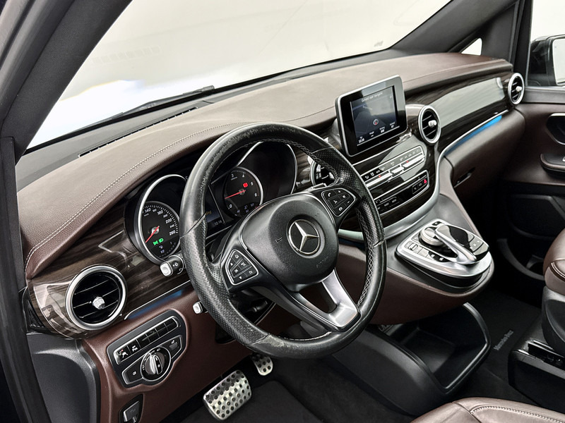 Mercedes-Benz V-Klasse 220d Lang Avantgarde Edition 8 Persoons incl. BPM Elektr schuifdeuren Nappa Leder Pano 8 zitplaatsen Geel kenteken - Минибус, Патничко комбе: слика 4 Mercedes-Benz V-Klasse 220d Lang Avantgarde Edition 8 Persoons incl. BPM Elektr schuifdeuren Nappa Leder Pano 8 zitplaatsen Geel kenteken - Минибус, Патничко комбе: слика 4