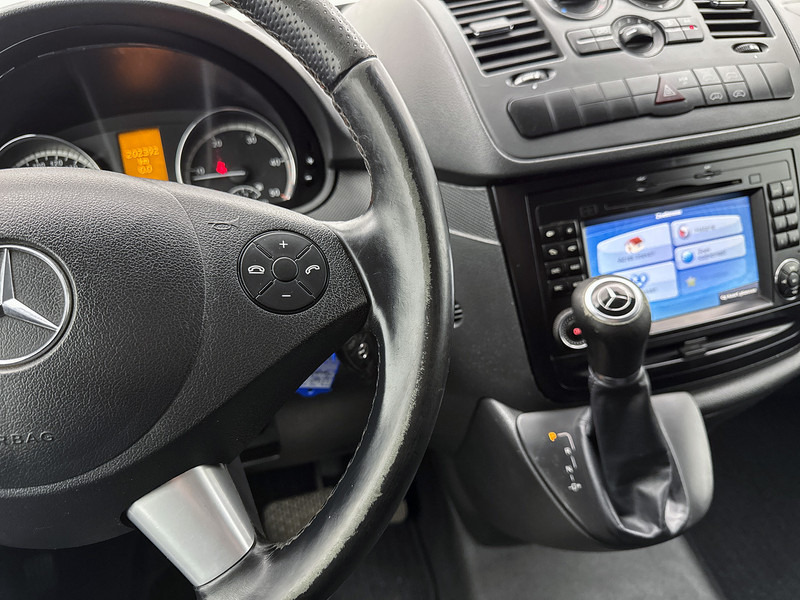 Мало комбе, Комби со двојна кабина Mercedes-Benz Vito 113 CDI DC Lang Dubbele Cabine Trekhaak Betimmering Navigatie Achteruitrijcamera: слика 19