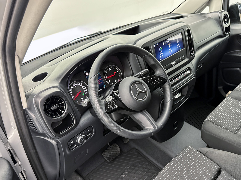 Mercedes-Benz Vito 116 CDI L2 Pro Alpingrijs Multibeam Led Parkeerpakket Trekhaak 2.5t Cruise control MBUX - Товарно комбе: слика 4 Mercedes-Benz Vito 116 CDI L2 Pro Alpingrijs Multibeam Led Parkeerpakket Trekhaak 2.5t Cruise control MBUX - Товарно комбе: слика 4