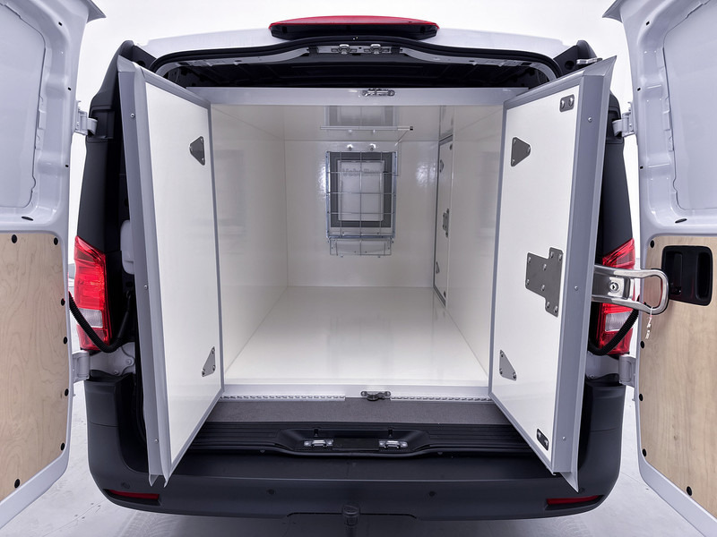 Mercedes-Benz Vito 116 CDI L2 Pro Vebabox koeling Trekhaak Multibeam LED Betimmering Achteruitrijcamera met Parkeersensoren - Комбе ладилник: слика 4 Mercedes-Benz Vito 116 CDI L2 Pro Vebabox koeling Trekhaak Multibeam LED Betimmering Achteruitrijcamera met Parkeersensoren - Комбе ладилник: слика 4