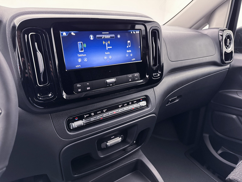 Mercedes-Benz Vito 119 CDI PRO L3 19" Lichtmetaal AMG Dubbele Schuifdeur Multibeam LED Trekhaak Achteruitrijcamera Betimmering - Мало комбе: слика 5 Mercedes-Benz Vito 119 CDI PRO L3 19" Lichtmetaal AMG Dubbele Schuifdeur Multibeam LED Trekhaak Achteruitrijcamera Betimmering - Мало комбе: слика 5