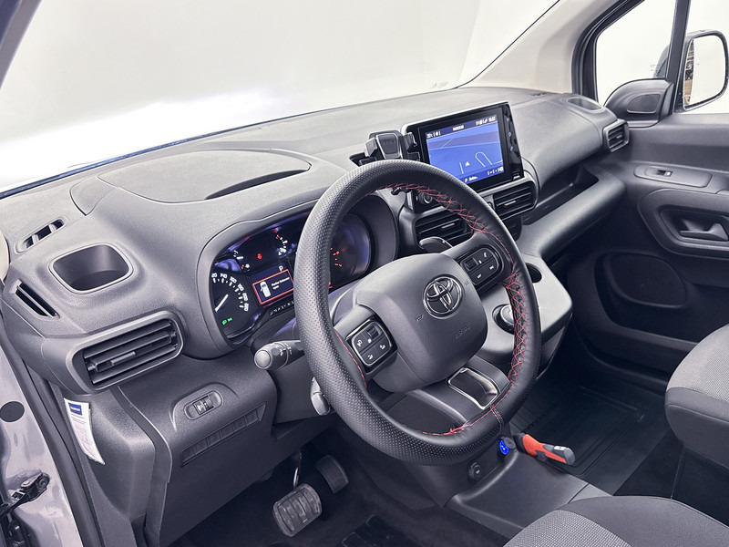 Toyota PROACE CITY 1.5 D-4D Live 130pk Automaat Navigatie Achteruitrijcamera Sidebars Cruise Control - Мало комбе: слика 5 Toyota PROACE CITY 1.5 D-4D Live 130pk Automaat Navigatie Achteruitrijcamera Sidebars Cruise Control - Мало комбе: слика 5
