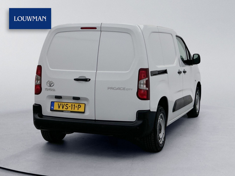 Toyota PROACE CITY 1.5 D-4D Live Navigatie Cruise Control - Мало комбе: слика 2 Toyota PROACE CITY 1.5 D-4D Live Navigatie Cruise Control - Мало комбе: слика 2