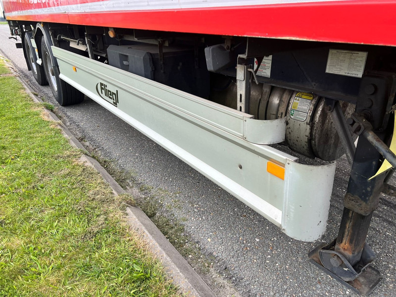 Fliegl SZS 330 Gesloten oplegger 2 Axle / / Ladklep - Полуприколка сандучар: слика 4 Fliegl SZS 330 Gesloten oplegger 2 Axle / / Ladklep - Полуприколка сандучар: слика 4