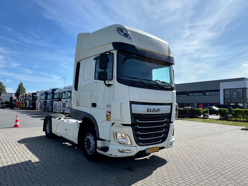 DAF XF 460 4x2 Trekker SSC / 2x Tank / full spoiler - Камион влекач: слика 3 DAF XF 460 4x2 Trekker SSC / 2x Tank / full spoiler - Камион влекач: слика 3