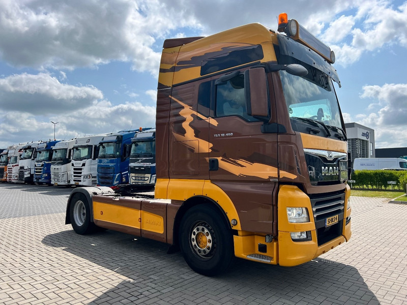 MAN TGX 18.460 4x2 trekker XXL / 2X Tank / ADR - Камион влекач: слика 3 MAN TGX 18.460 4x2 trekker XXL / 2X Tank / ADR - Камион влекач: слика 3
