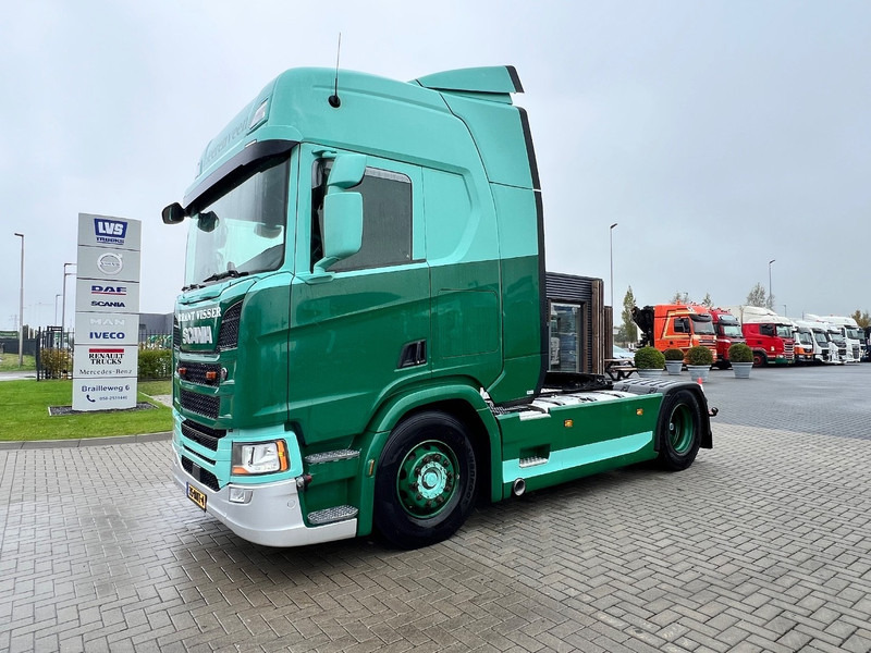 Scania R450 NGS 4x2 Trekker 2x Tank / Full Spoiler / Smarttachograaf - Камион влекач: слика 1 Scania R450 NGS 4x2 Trekker 2x Tank / Full Spoiler / Smarttachograaf - Камион влекач: слика 1