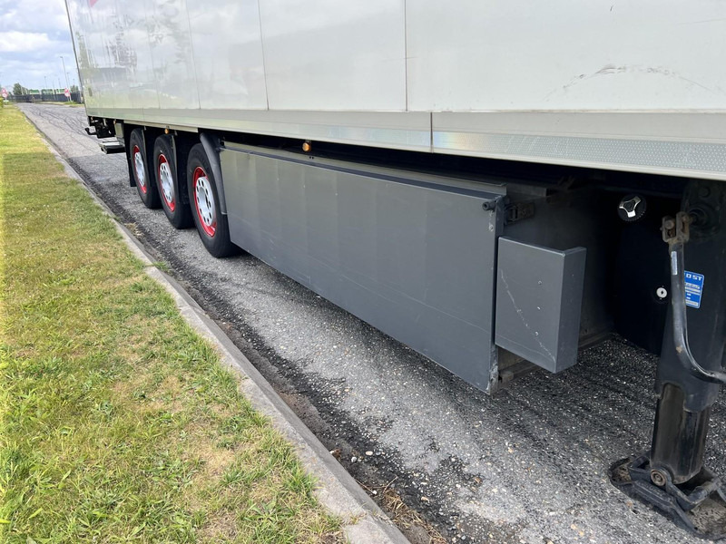 Kögel 3 - assige koeloplegger Carrier vector 1550 - Полуприколка ладилник: слика 4 Kögel 3 - assige koeloplegger Carrier vector 1550 - Полуприколка ладилник: слика 4