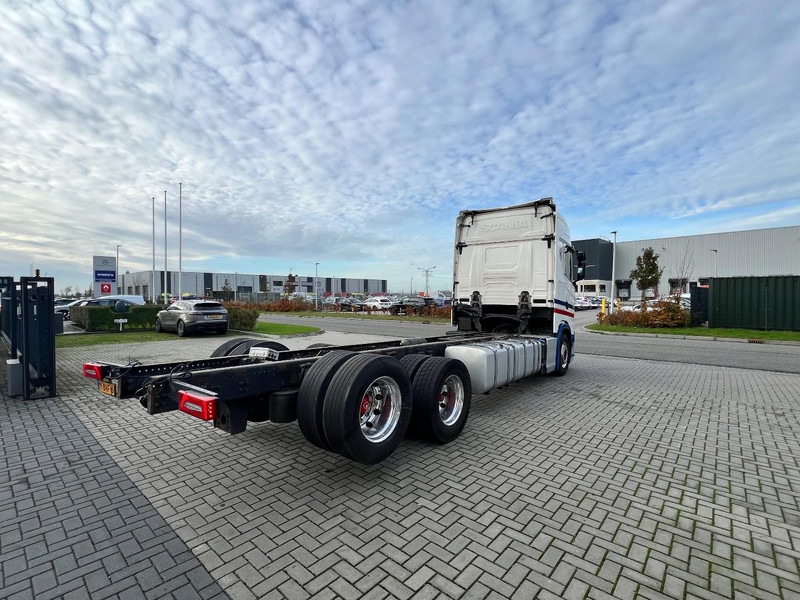 Scania S450 6x2 chassis cabine Retarder / Alcoa / Standclima / 715cm - Камион со кабинска шасија: слика 5 Scania S450 6x2 chassis cabine Retarder / Alcoa / Standclima / 715cm - Камион со кабинска шасија: слика 5